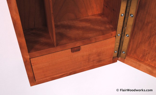 Push to Open Drawer, Closed